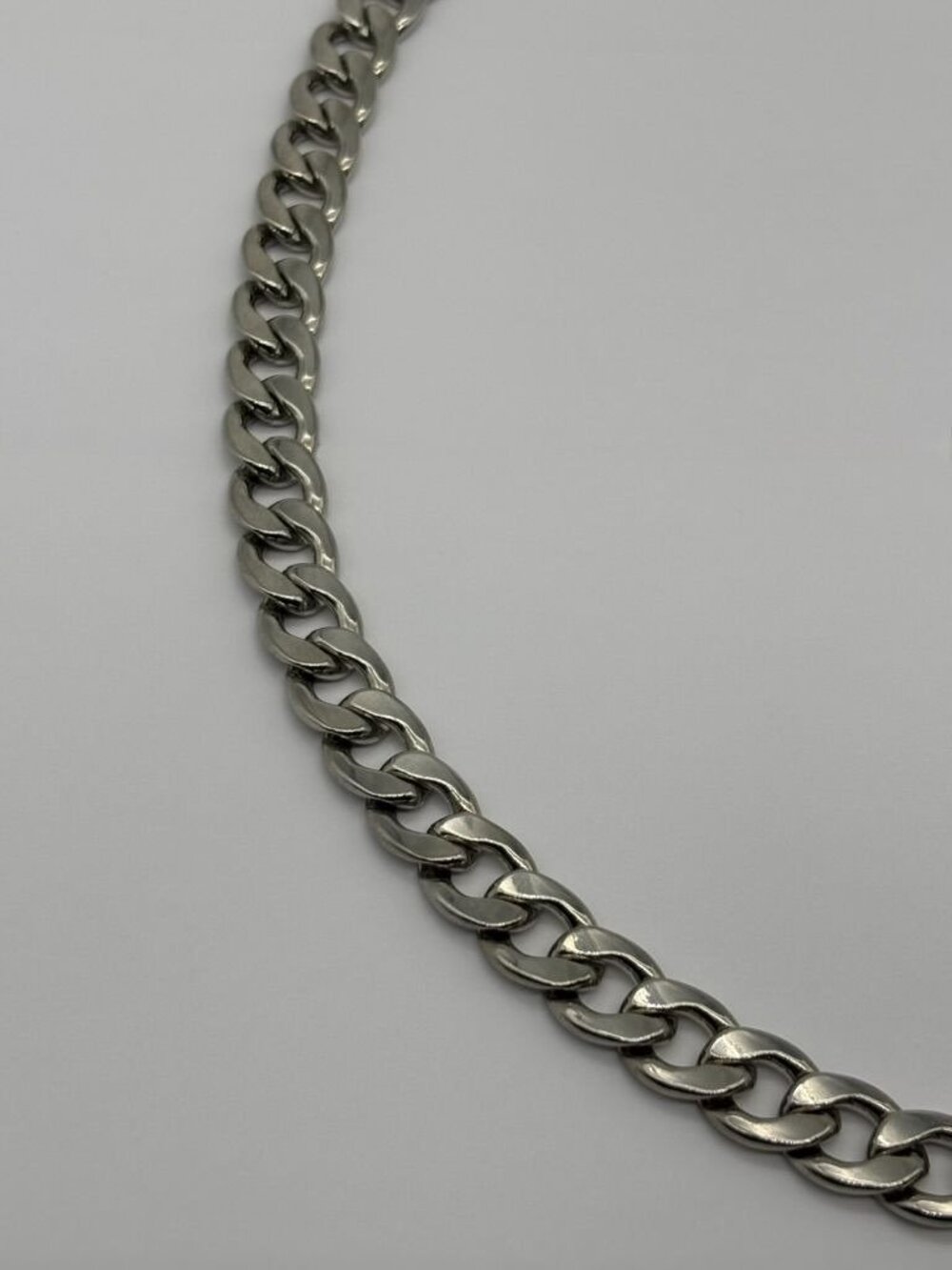 Chunky Silver-Tone Cuban Link Chain Necklace W/Faux Safety Pin Accent Adjustable - Picture 8 of 11